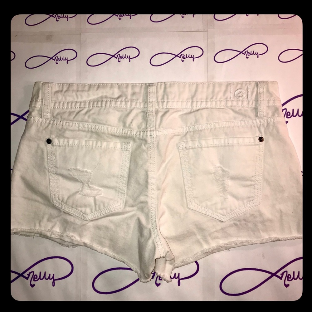 l.e.i. - Womens “Ashley” Cut-offs - Size 9